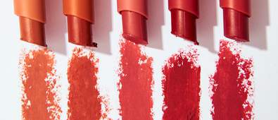 How Do The Ingredients In Moszacos Lipstick Moisturizing Contribute To Lip Health?